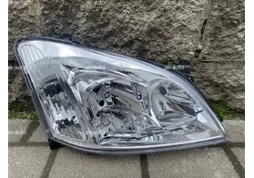Фара передняя правая Toyota Corolla E120/E130 (хэтчбек) дорестайлинг