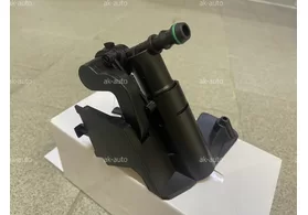 Форсунка омывателя фары передней правой Toyota Corolla E140/E150 дорестайлинг Loro