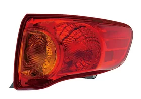 Фонарь задний правый наружный Toyota Corolla E140/E150 (седан) дорестайлинг