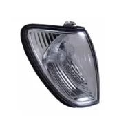 Указатель поворота передний правый Toyota Land Cruiser J100 1-й рестайлинг (белый)