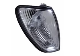 Указатель поворота передний правый Toyota Land Cruiser J100 1-й рестайлинг (белый)