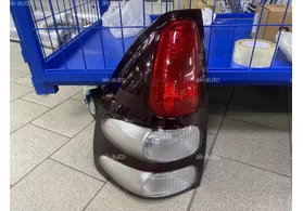 Фонарь задний левый Toyota Land Cruiser Prado J120 