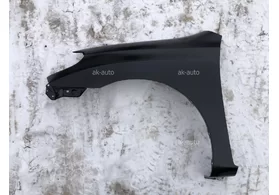Крыло переднее левое Toyota Matrix I