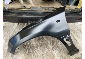 Крыло переднее левое Toyota RAV4 XA10 (с повторителем, без расширителя)