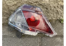 Фонарь в бампер задний левый Toyota RAV4 XA40 рестайлинг