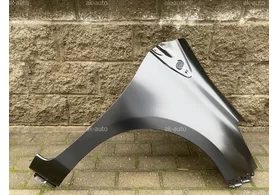 Крыло переднее правое Toyota Yaris XP130 хэтчбек