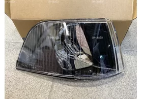 Указатель поворота передний правый Volvo S40 I рестайлинг (чёрный)