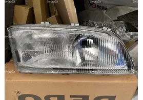 Фара передняя правая Volvo S70