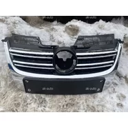 Решётка радиатора Volkswagen Jetta V 