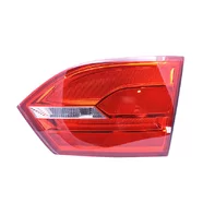 Фонарь задний правый (внутренний) Volkswagen Jetta VI дорестайлинг