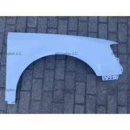 Крыло переднее правое пластиковое Volkswagen Passat B6