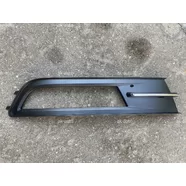 Решётка в бампер передний правая Volkswagen Passat B8 дорестайлинг