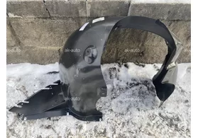 Подкрылок передний правый Volkswagen Polo Sedan I (VAG)