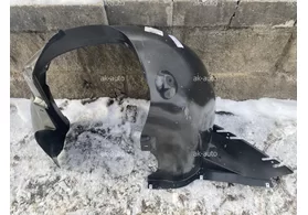 Подкрылок передний левый Volkswagen Polo Sedan I (VAG)