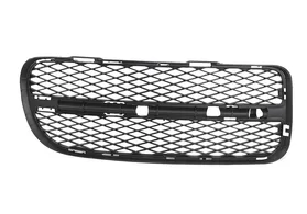 Решётка (заглушка) в бампер передний правая Volkswagen Touareg I дорестайлинг