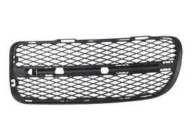 Решётка (заглушка) в бампер передний левая Volkswagen Touareg I дорестайлинг